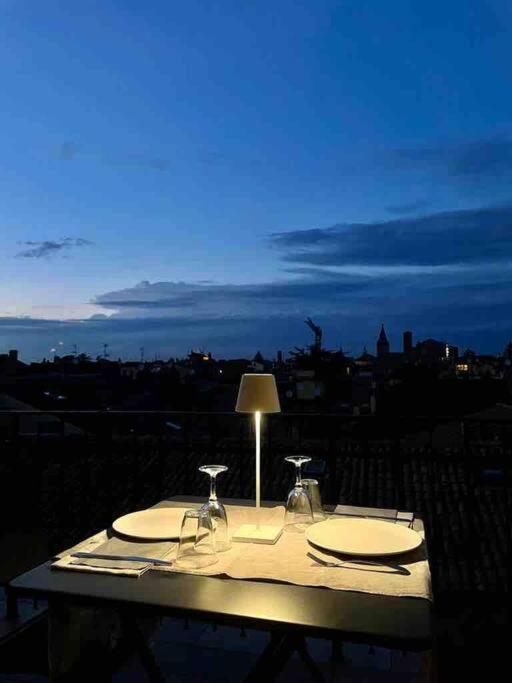 Romantic Attic Room With Panoramic View Bolonya Dış mekan fotoğraf